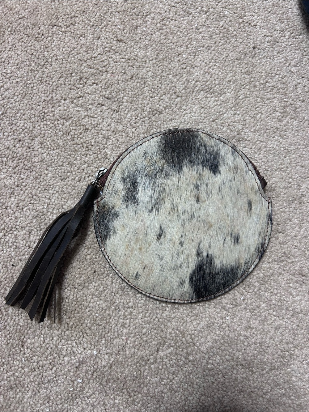 Round Cowhide Zip Coin Purse with Tassel - Black & White